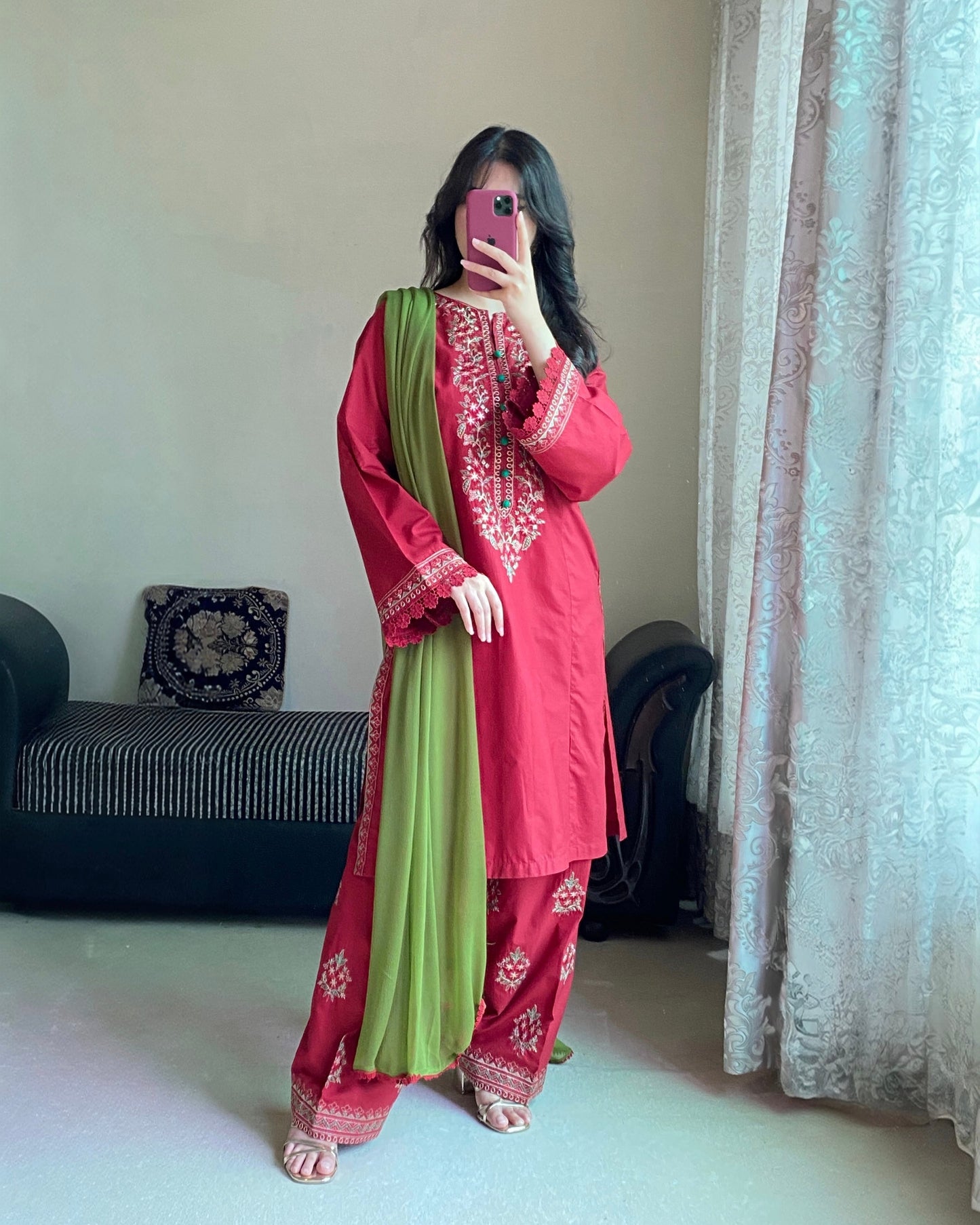 Maroon Embroidered Lawn Suit 2PC & 3PC | HU 20