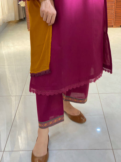 Magenta Embroidered Lawn Suit | HU 18