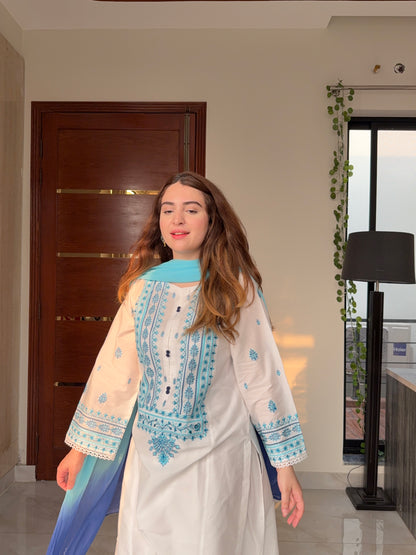 Elegant White & Blue Embroidered Lawn Suit 3PC & 2PC | HU 15