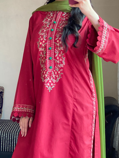 Maroon Embroidered Lawn Suit | HU 20