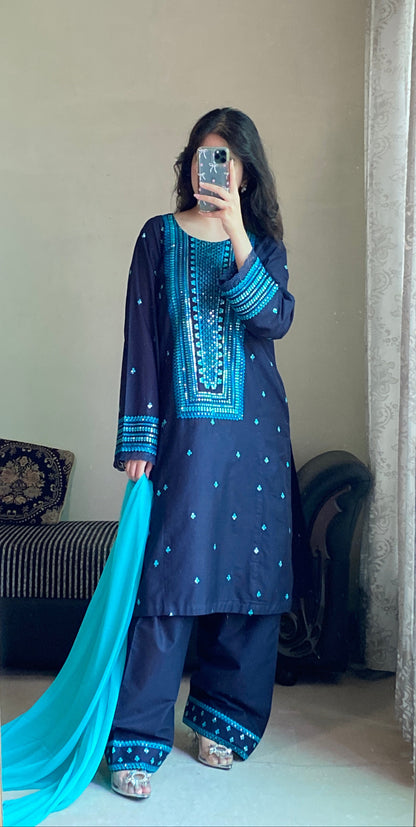 Navy Blue Embroidered Lawn Suit | HU 22
