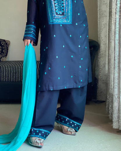 Navy Blue Embroidered Lawn Suit | HU 22