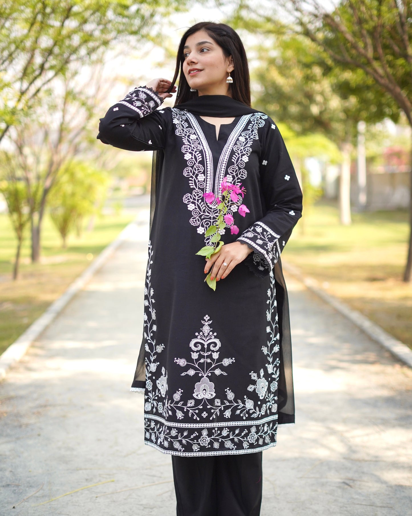 Jet Black & white Embroidered khaddar Suit | HU25