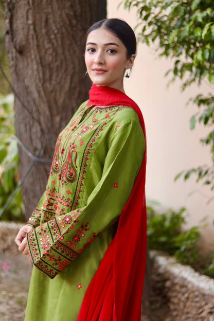 Emerald Mehndi silk 2pc & 3pc | HU31