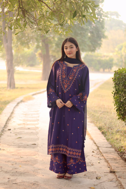 Navy Raw Silk Embroidered 3pc & 2pc Suite | HU 30
